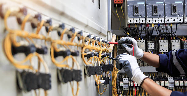 Professional Electrician technician working in San Antonio Heights, CA